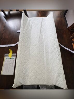 NEW Never Used Sprucely 2-Sided Waterproof White Changing Pad 32” x 16” x 3.5”.